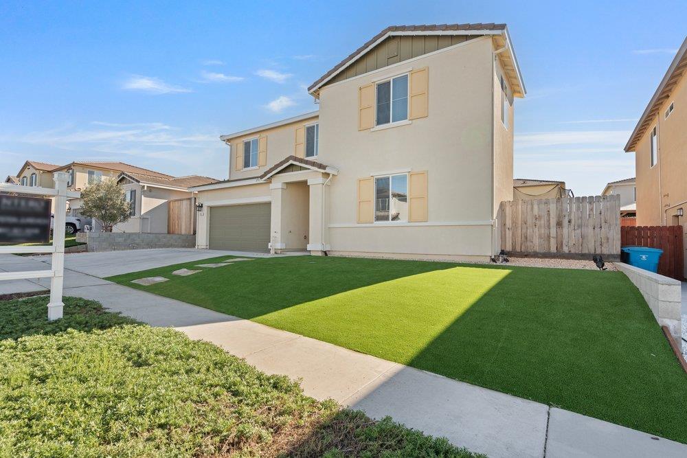 Detail Gallery Image 34 of 39 For 2031 Wildflower Dr, Hollister,  CA 95023 - 4 Beds | 3 Baths