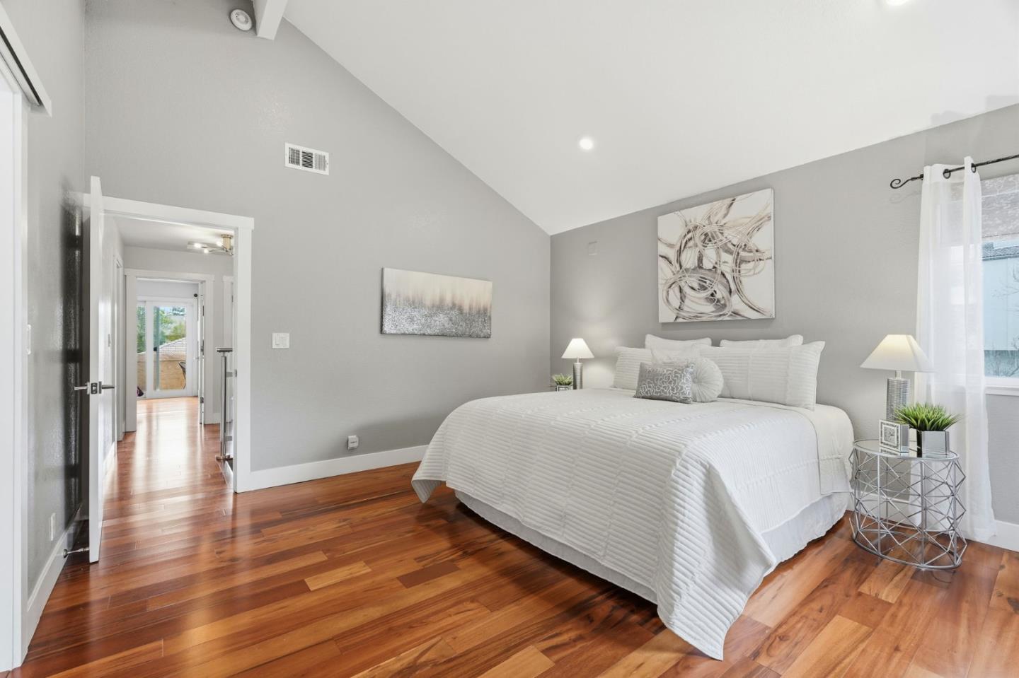 Detail Gallery Image 18 of 49 For 4802 Rio Vista, San Jose,  CA 95129 - 4 Beds | 3 Baths