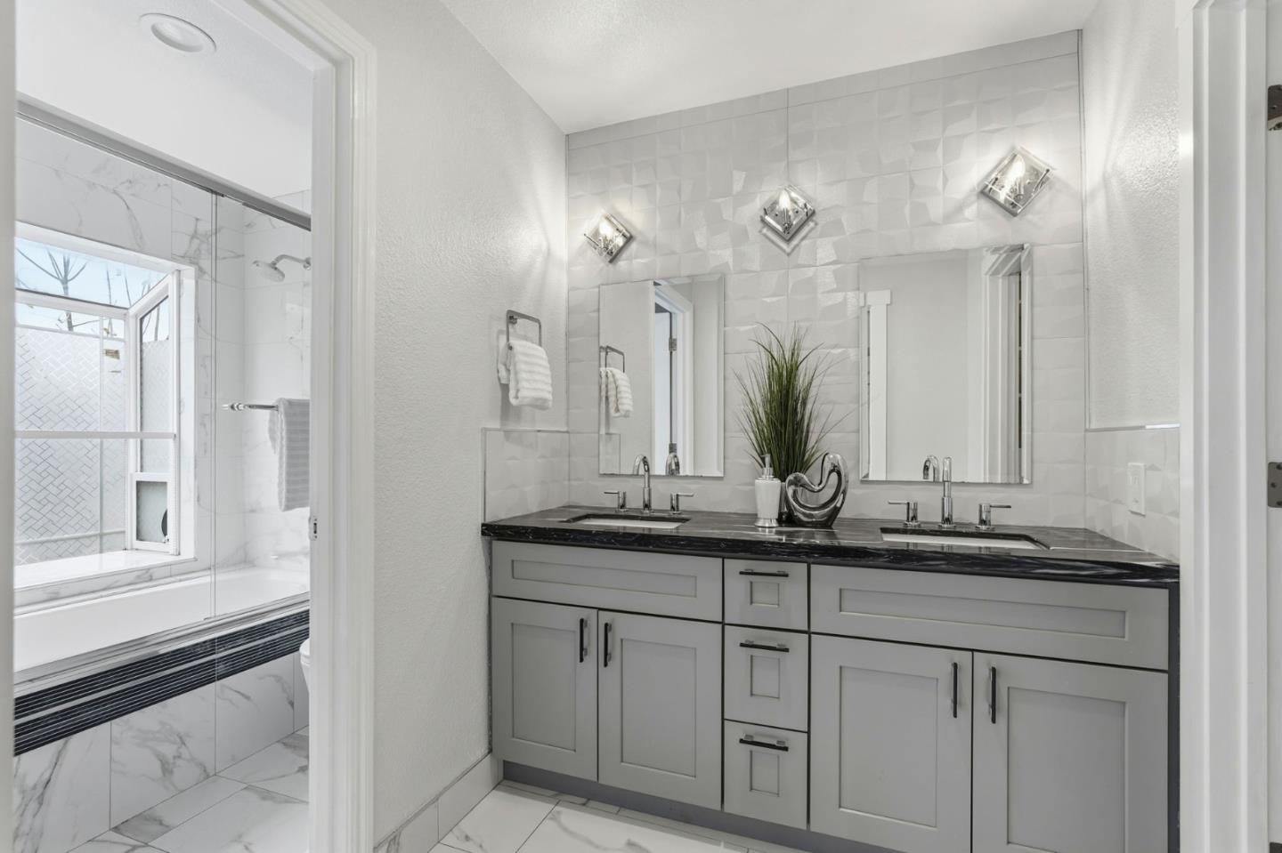 Detail Gallery Image 23 of 49 For 4802 Rio Vista, San Jose,  CA 95129 - 4 Beds | 3 Baths