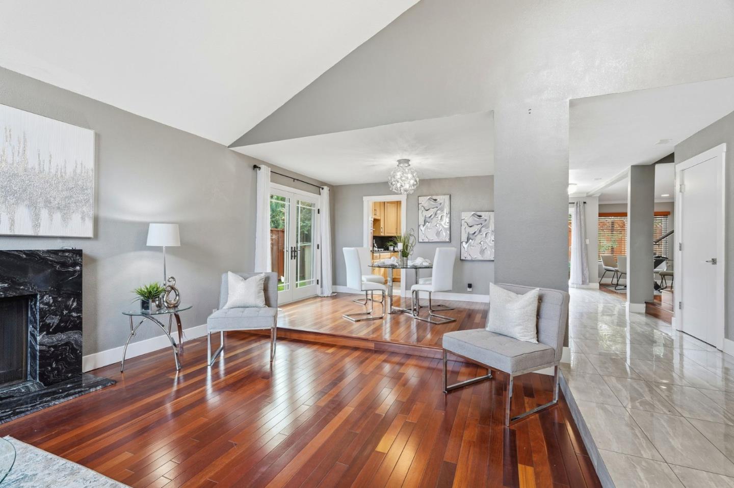 Detail Gallery Image 8 of 49 For 4802 Rio Vista, San Jose,  CA 95129 - 4 Beds | 3 Baths