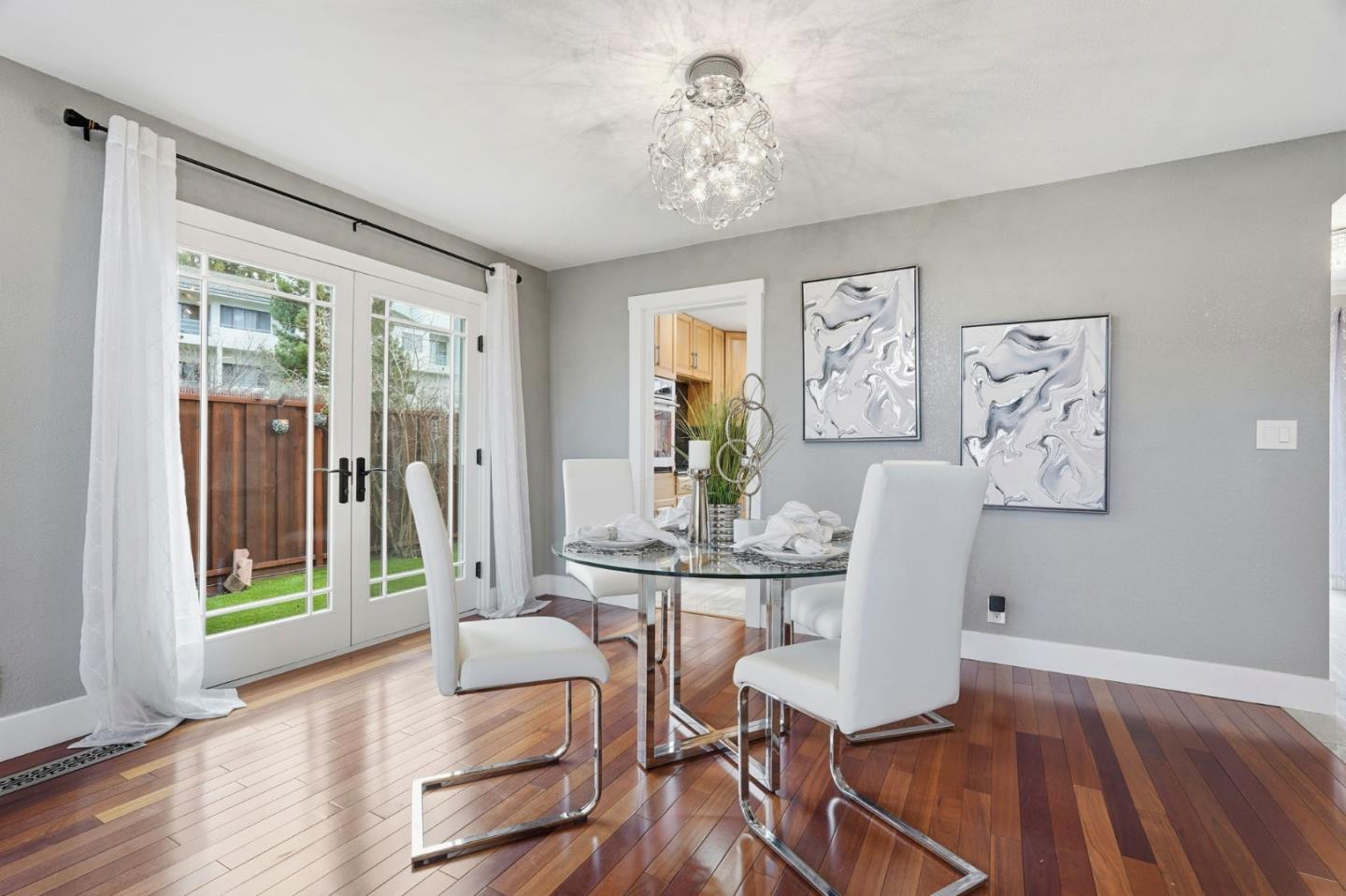 Detail Gallery Image 9 of 49 For 4802 Rio Vista, San Jose,  CA 95129 - 4 Beds | 3 Baths