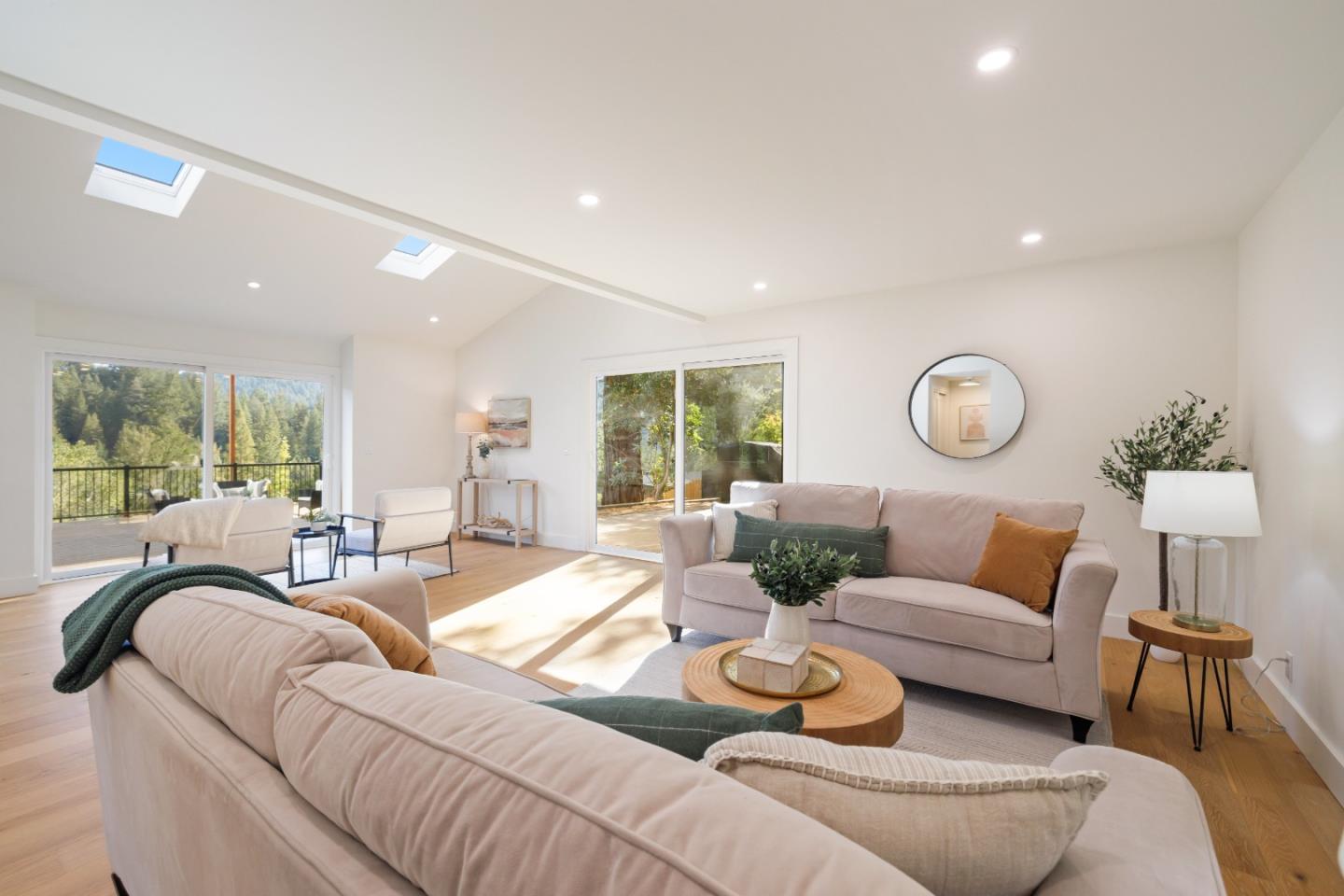 Detail Gallery Image 10 of 53 For 620 Manzanita Ave, Boulder Creek,  CA 95006 - 4 Beds | 3/1 Baths