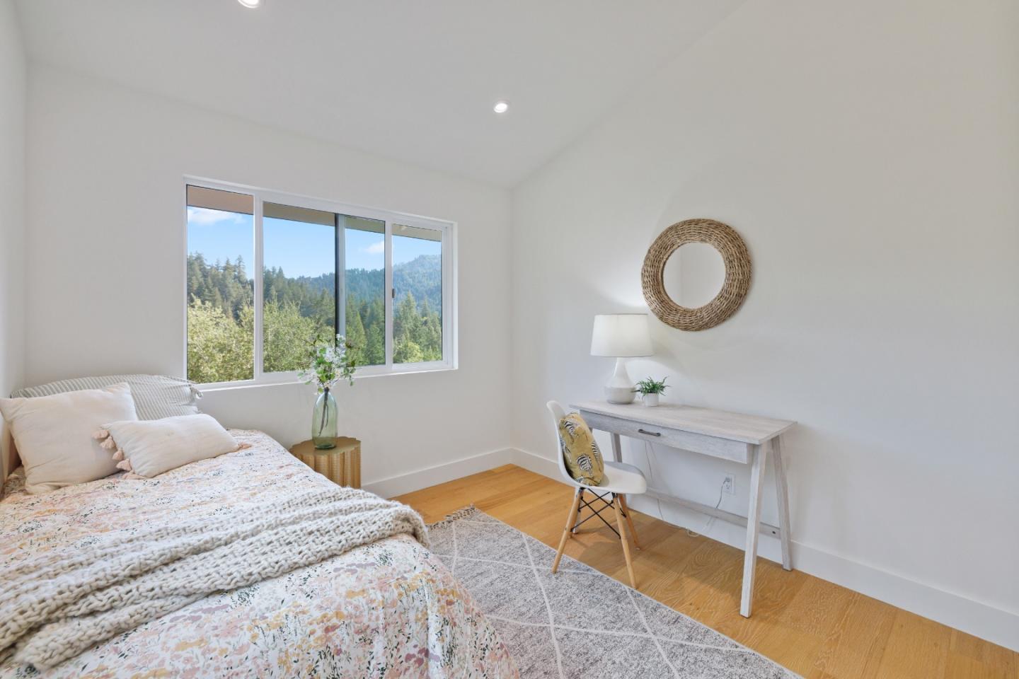 Detail Gallery Image 18 of 53 For 620 Manzanita Ave, Boulder Creek,  CA 95006 - 4 Beds | 3/1 Baths