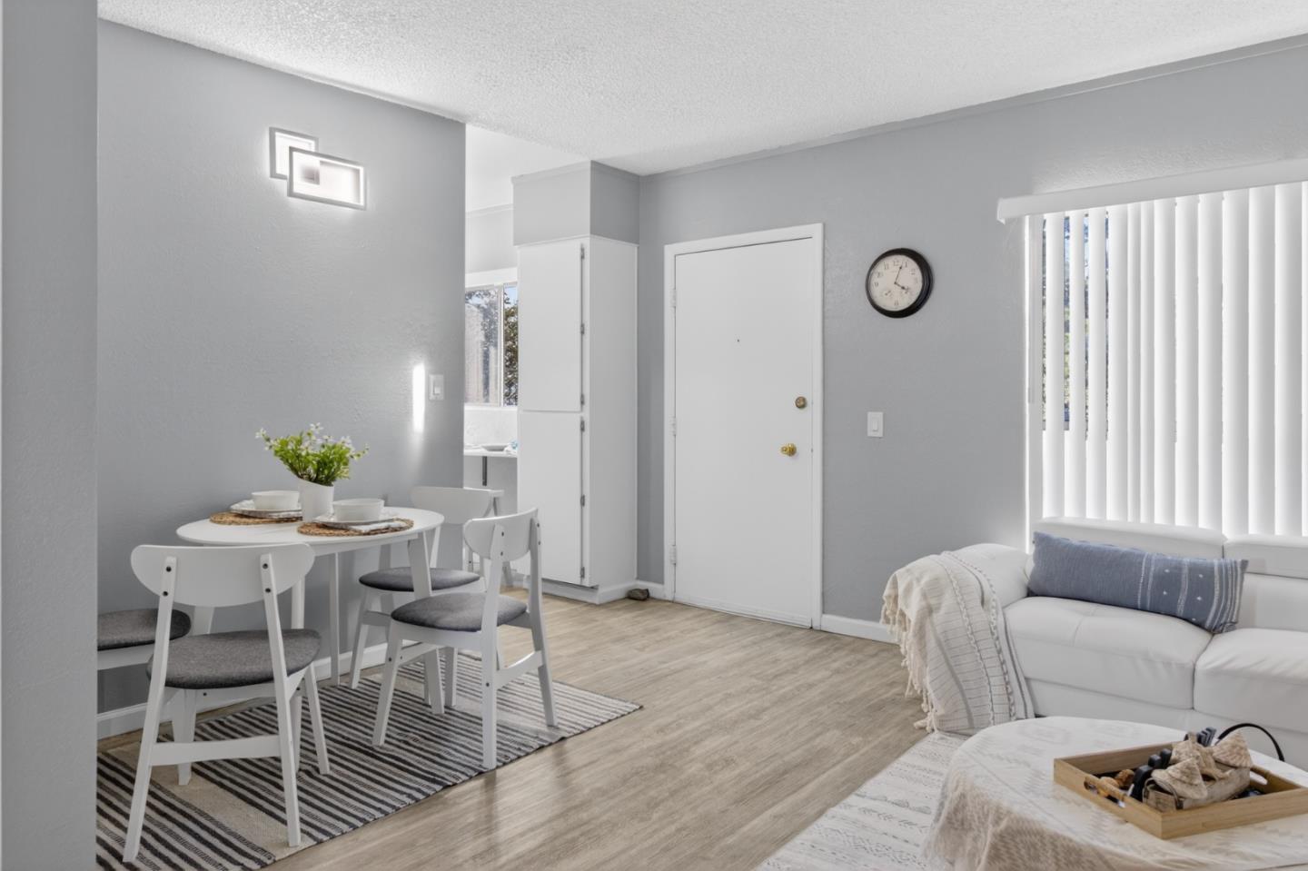 Detail Gallery Image 7 of 19 For 500 Glenwood Cir #537,  Monterey,  CA 93940 - 2 Beds | 2 Baths