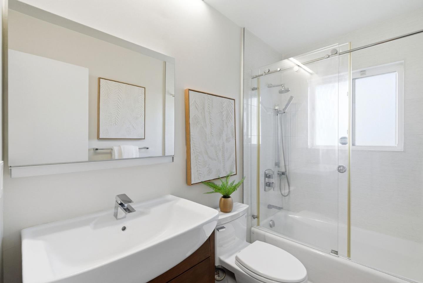 Detail Gallery Image 18 of 70 For 2560 Elliot Ct, Santa Clara,  CA 95051 - 3 Beds | 2 Baths