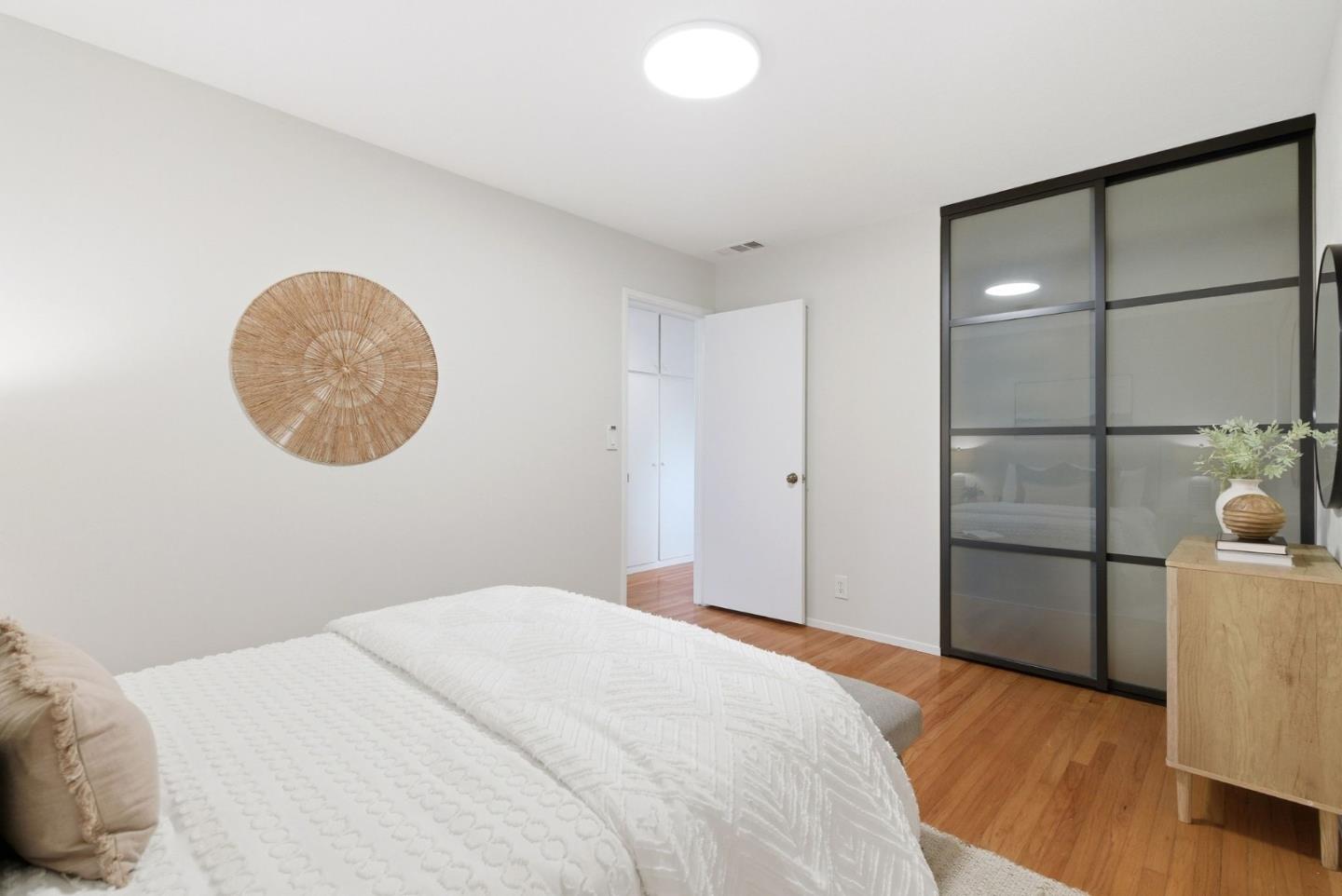 Detail Gallery Image 20 of 70 For 2560 Elliot Ct, Santa Clara,  CA 95051 - 3 Beds | 2 Baths