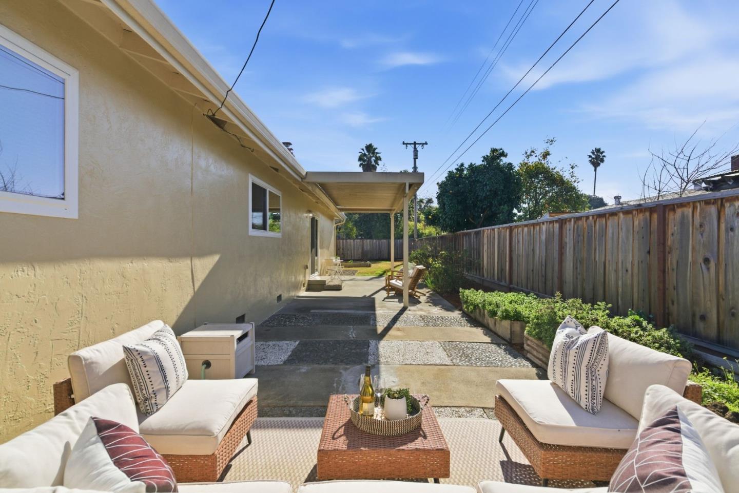 Detail Gallery Image 36 of 70 For 2560 Elliot Ct, Santa Clara,  CA 95051 - 3 Beds | 2 Baths