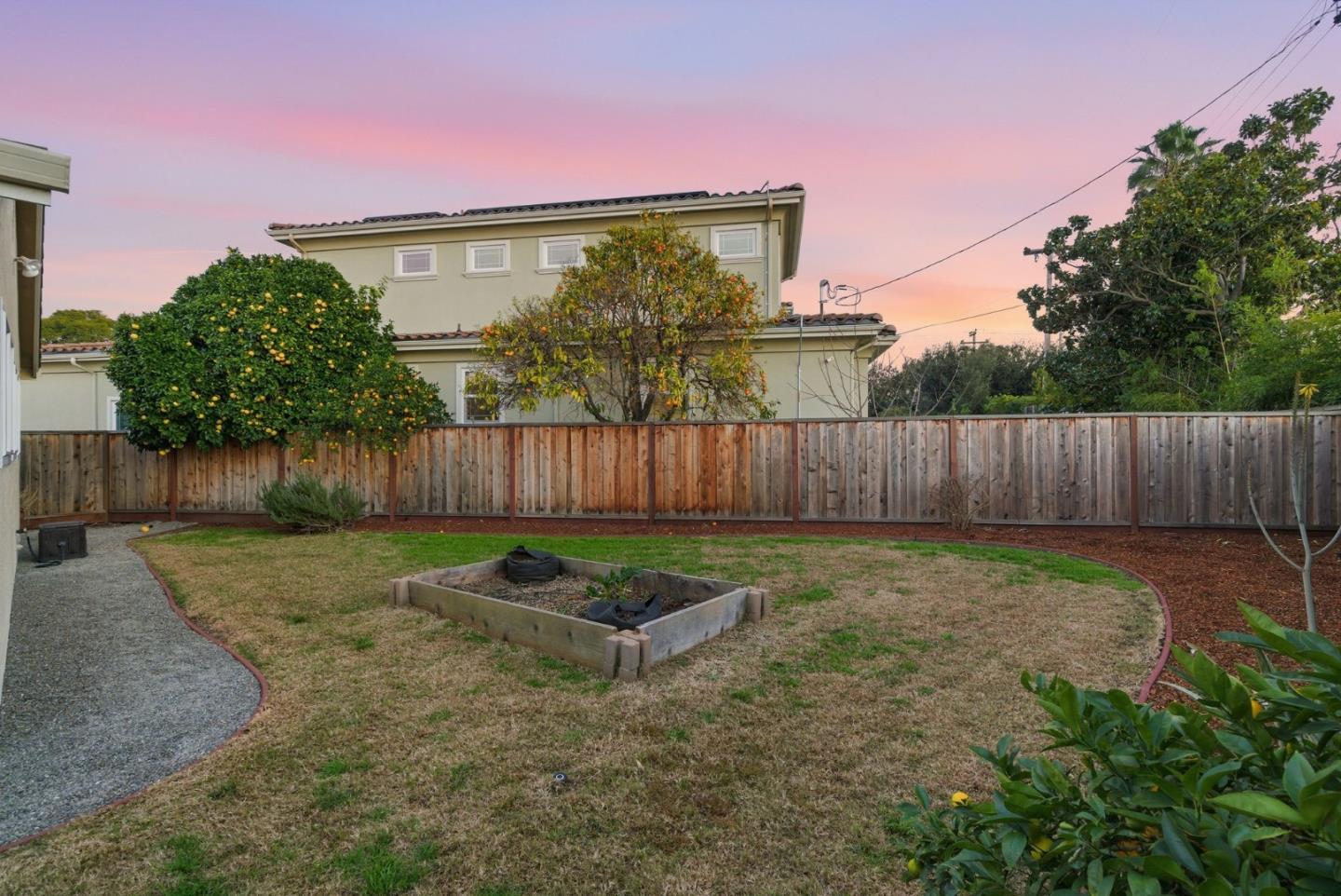 Detail Gallery Image 56 of 70 For 2560 Elliot Ct, Santa Clara,  CA 95051 - 3 Beds | 2 Baths