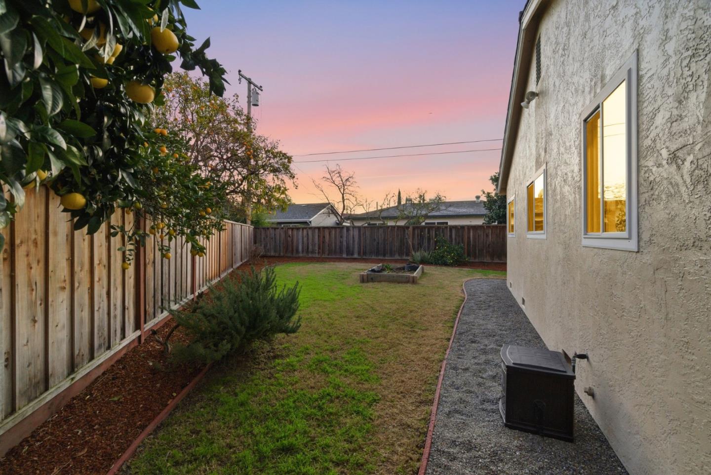 Detail Gallery Image 57 of 70 For 2560 Elliot Ct, Santa Clara,  CA 95051 - 3 Beds | 2 Baths