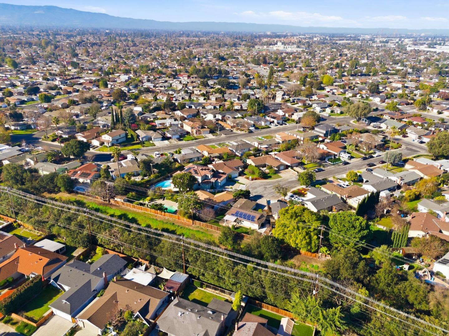 Detail Gallery Image 64 of 70 For 2560 Elliot Ct, Santa Clara,  CA 95051 - 3 Beds | 2 Baths