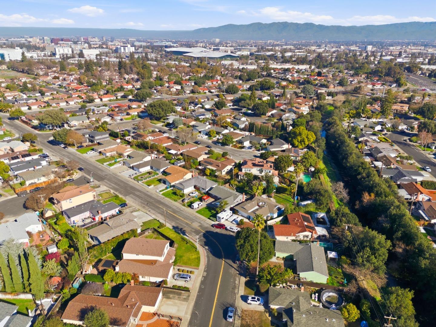 Detail Gallery Image 65 of 70 For 2560 Elliot Ct, Santa Clara,  CA 95051 - 3 Beds | 2 Baths