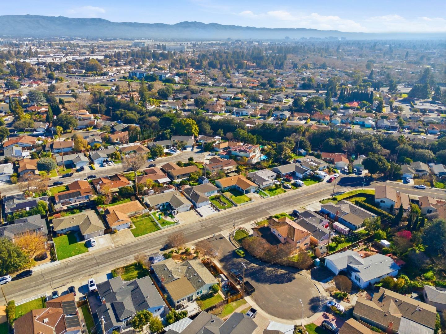 Detail Gallery Image 66 of 70 For 2560 Elliot Ct, Santa Clara,  CA 95051 - 3 Beds | 2 Baths