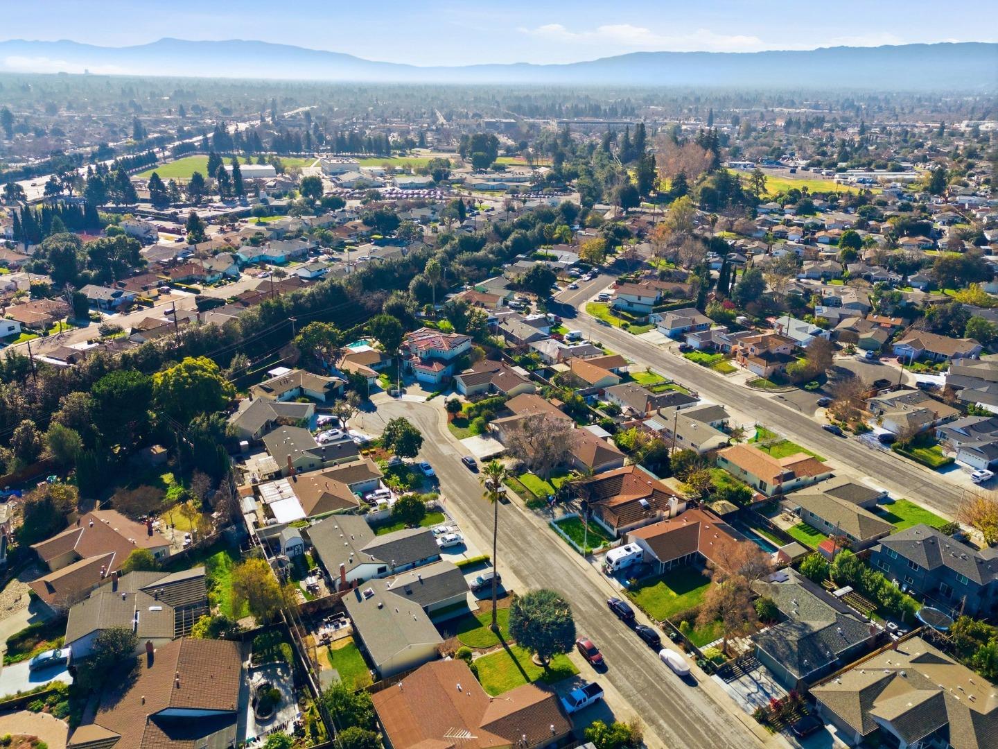 Detail Gallery Image 67 of 70 For 2560 Elliot Ct, Santa Clara,  CA 95051 - 3 Beds | 2 Baths