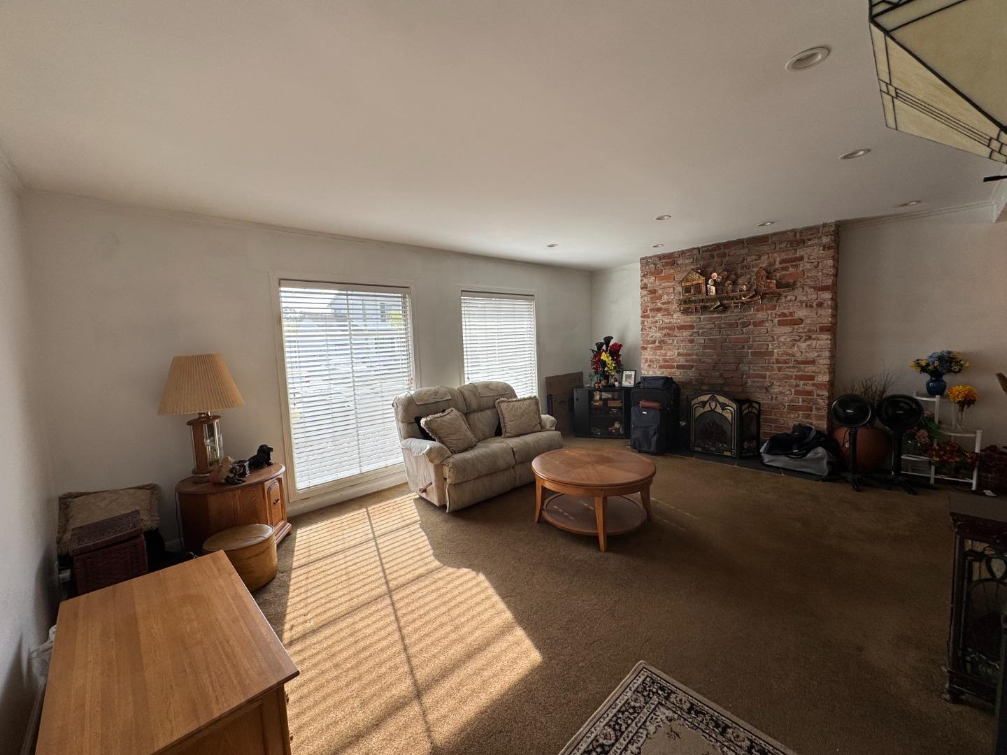 Detail Gallery Image 2 of 18 For 37 Greenwood Dr, South San Francisco,  CA 94080 - 2 Beds | 1 Baths