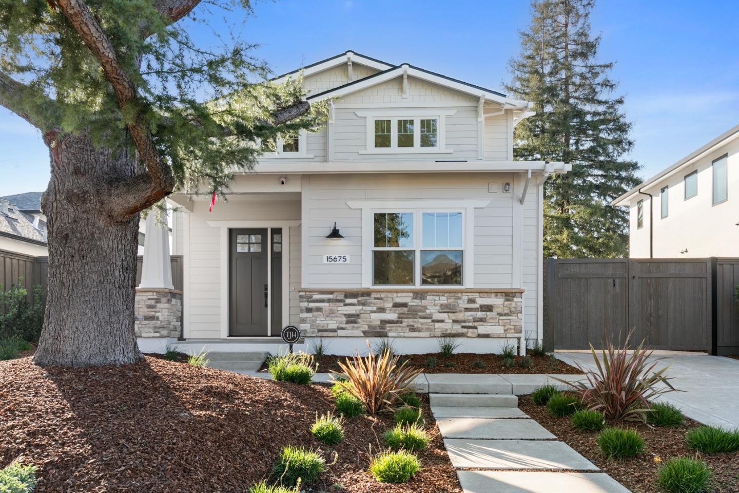 Detail Gallery Image 3 of 38 For 15675 El Gato Ln, Los Gatos,  CA 95032 - 4 Beds | 3 Baths