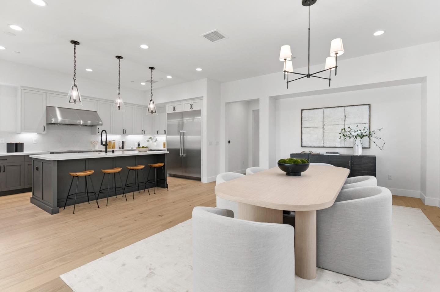 Detail Gallery Image 9 of 38 For 15675 El Gato Ln, Los Gatos,  CA 95032 - 4 Beds | 3 Baths