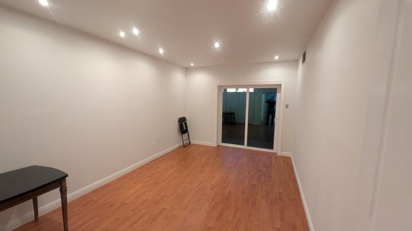 Detail Gallery Image 6 of 14 For 255 Ramsell, San Francisco,  CA 94132 - 2 Beds | 1 Baths