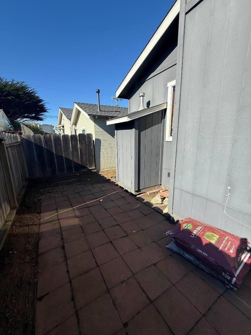 Detail Gallery Image 11 of 12 For 520 Amador Ave, Seaside,  CA 93955 - 2 Beds | 1 Baths