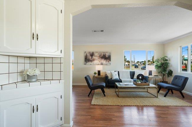 Detail Gallery Image 7 of 23 For 36347 Magellan Dr, Fremont,  CA 94536 - 5 Beds | 2 Baths