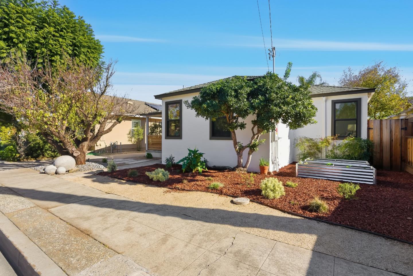 Detail Gallery Image 3 of 48 For 368 Flora Vista Ave, Sunnyvale,  CA 94086 - 3 Beds | 3 Baths