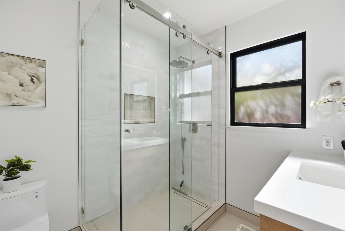 Detail Gallery Image 30 of 48 For 368 Flora Vista Ave, Sunnyvale,  CA 94086 - 3 Beds | 3 Baths