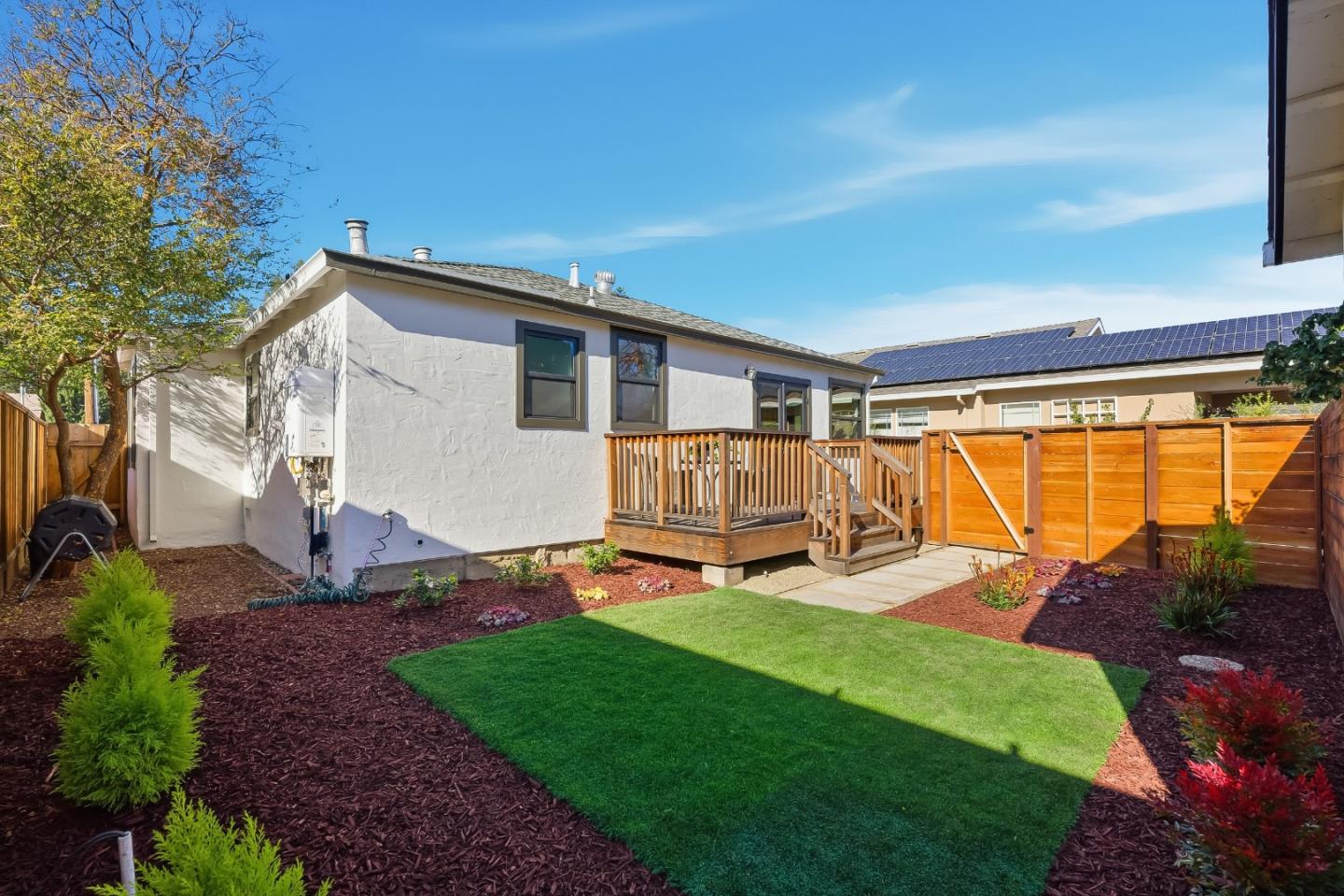 Detail Gallery Image 33 of 48 For 368 Flora Vista Ave, Sunnyvale,  CA 94086 - 3 Beds | 3 Baths