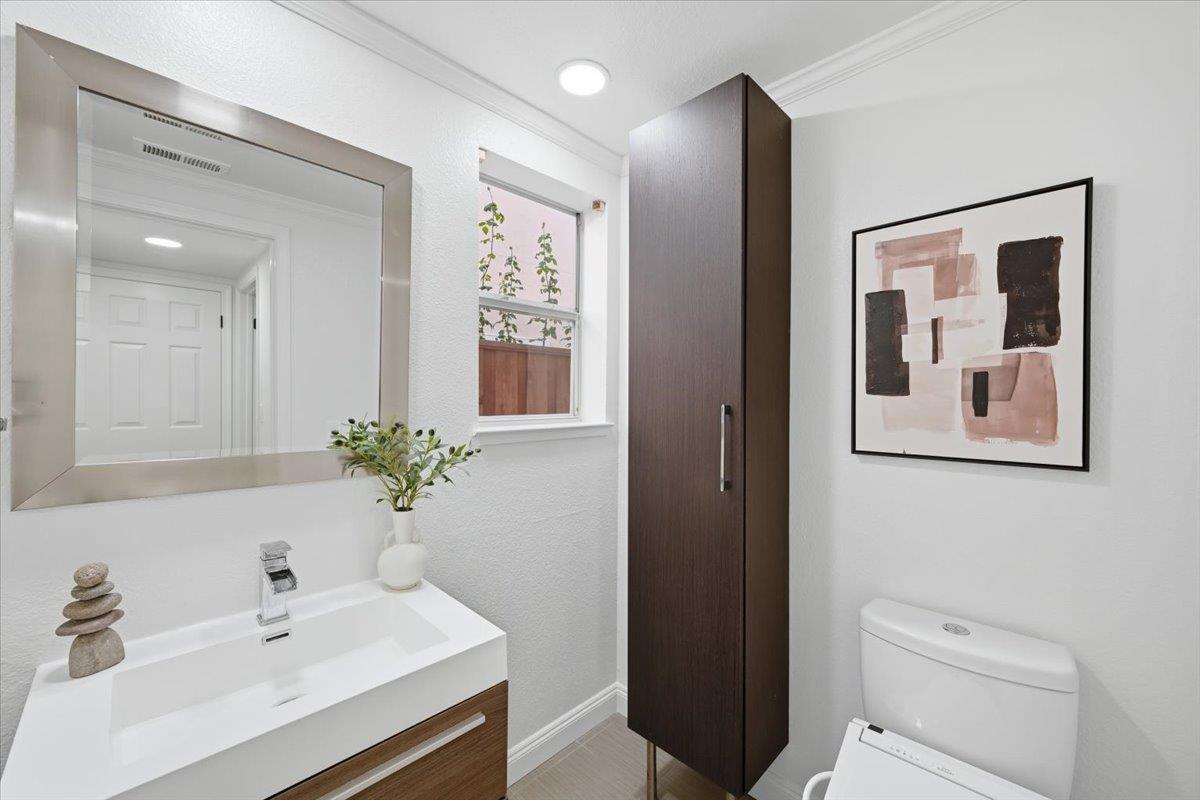 Detail Gallery Image 34 of 62 For 34355 Windsong Ter, Fremont,  CA 94555 - 3 Beds | 2/1 Baths