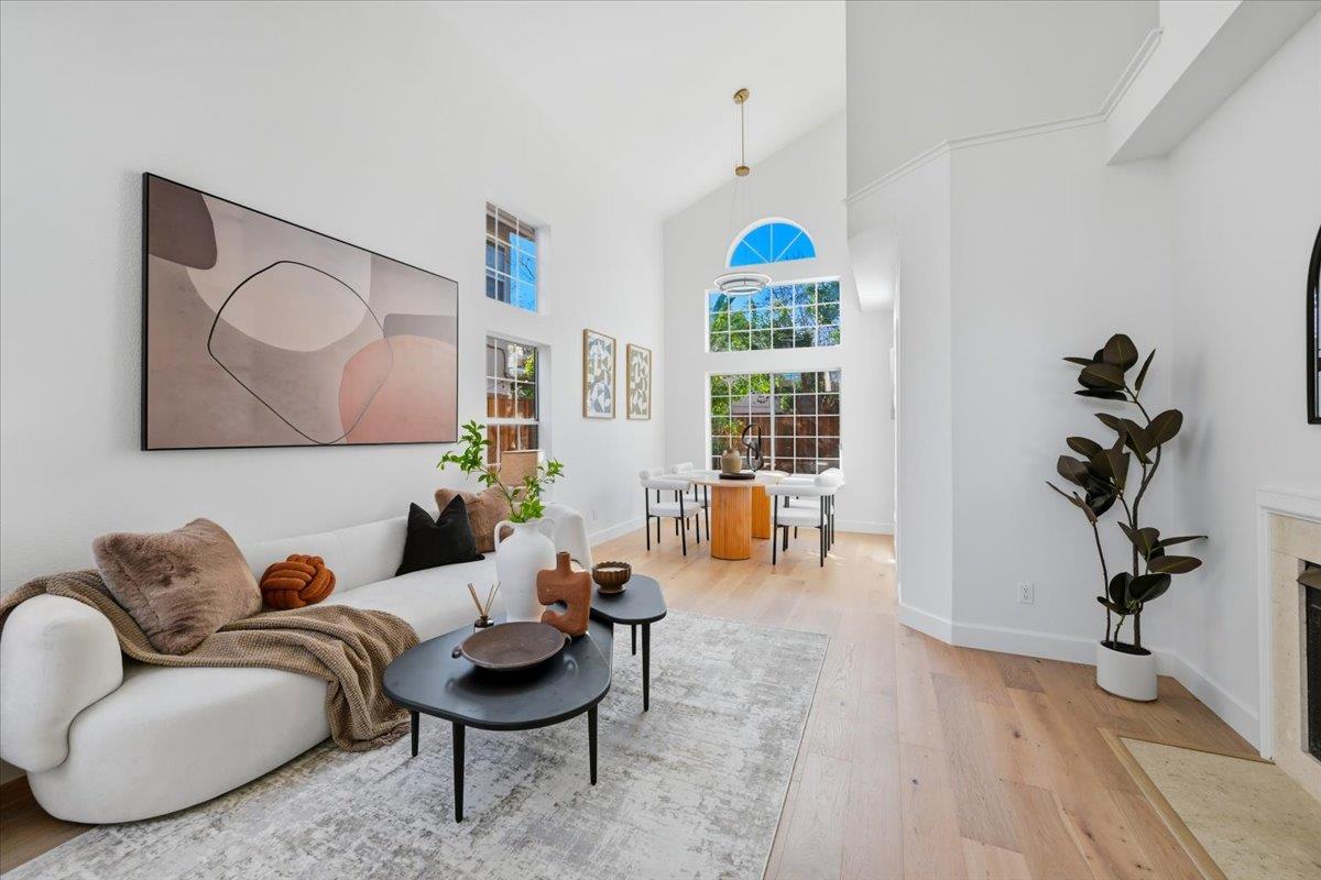 Detail Gallery Image 4 of 62 For 34355 Windsong Ter, Fremont,  CA 94555 - 3 Beds | 2/1 Baths