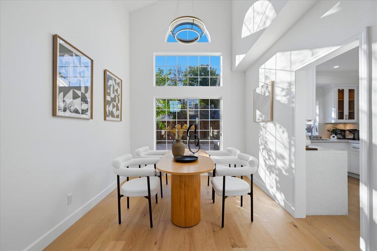 Detail Gallery Image 8 of 62 For 34355 Windsong Ter, Fremont,  CA 94555 - 3 Beds | 2/1 Baths