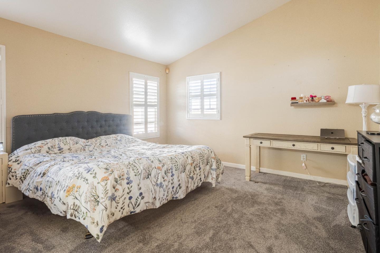 Detail Gallery Image 9 of 12 For 1725 Great Island St, Salinas,  CA 93906 - 3 Beds | 2 Baths