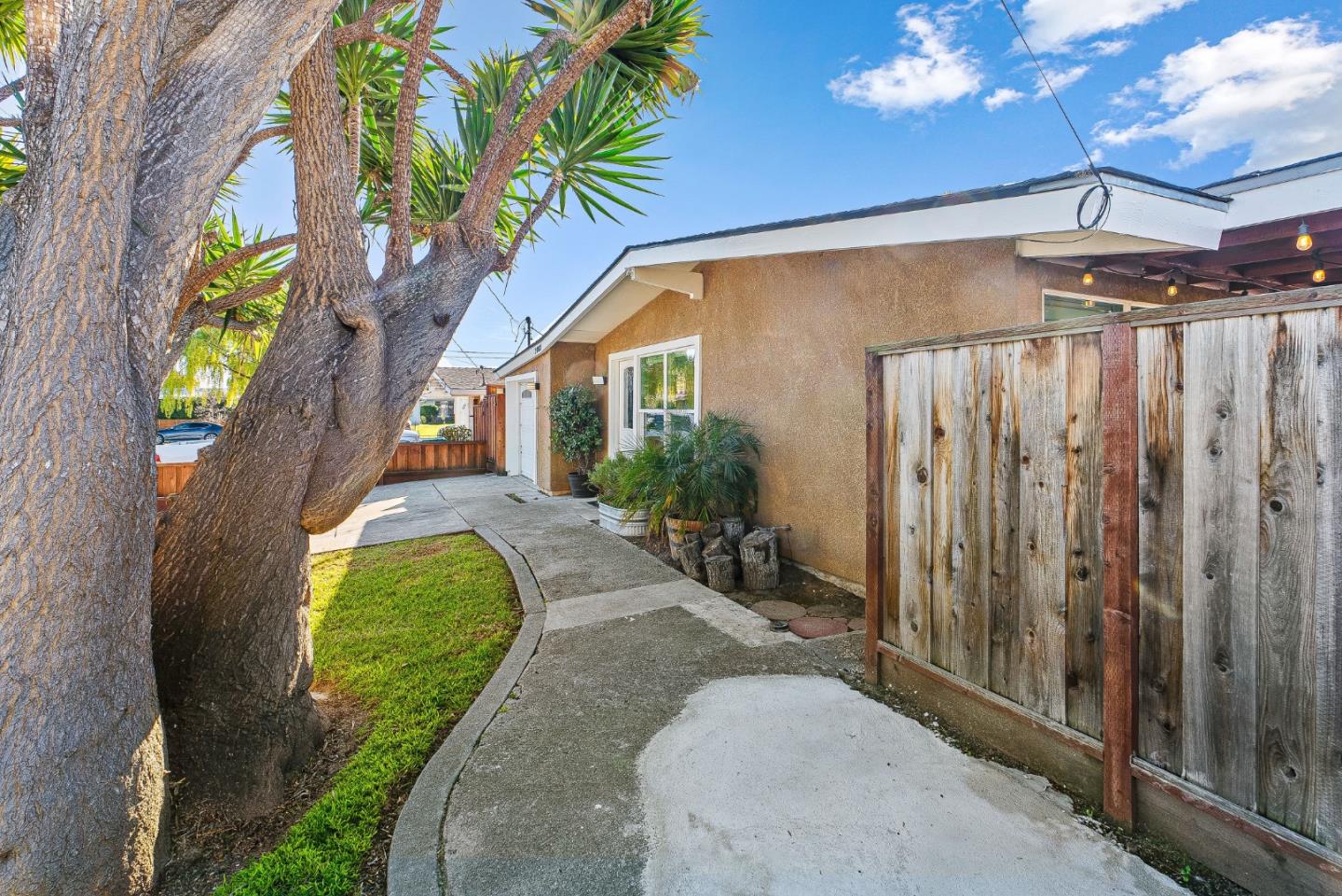 Detail Gallery Image 31 of 43 For 2083 Everglade St, Hayward,  CA 94545 - 3 Beds | 2 Baths