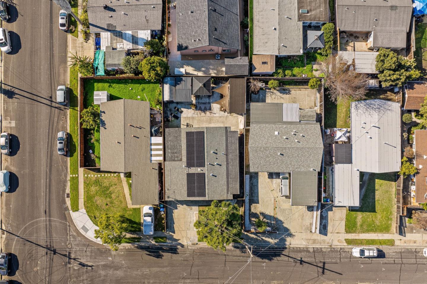 Detail Gallery Image 32 of 43 For 2083 Everglade St, Hayward,  CA 94545 - 3 Beds | 2 Baths