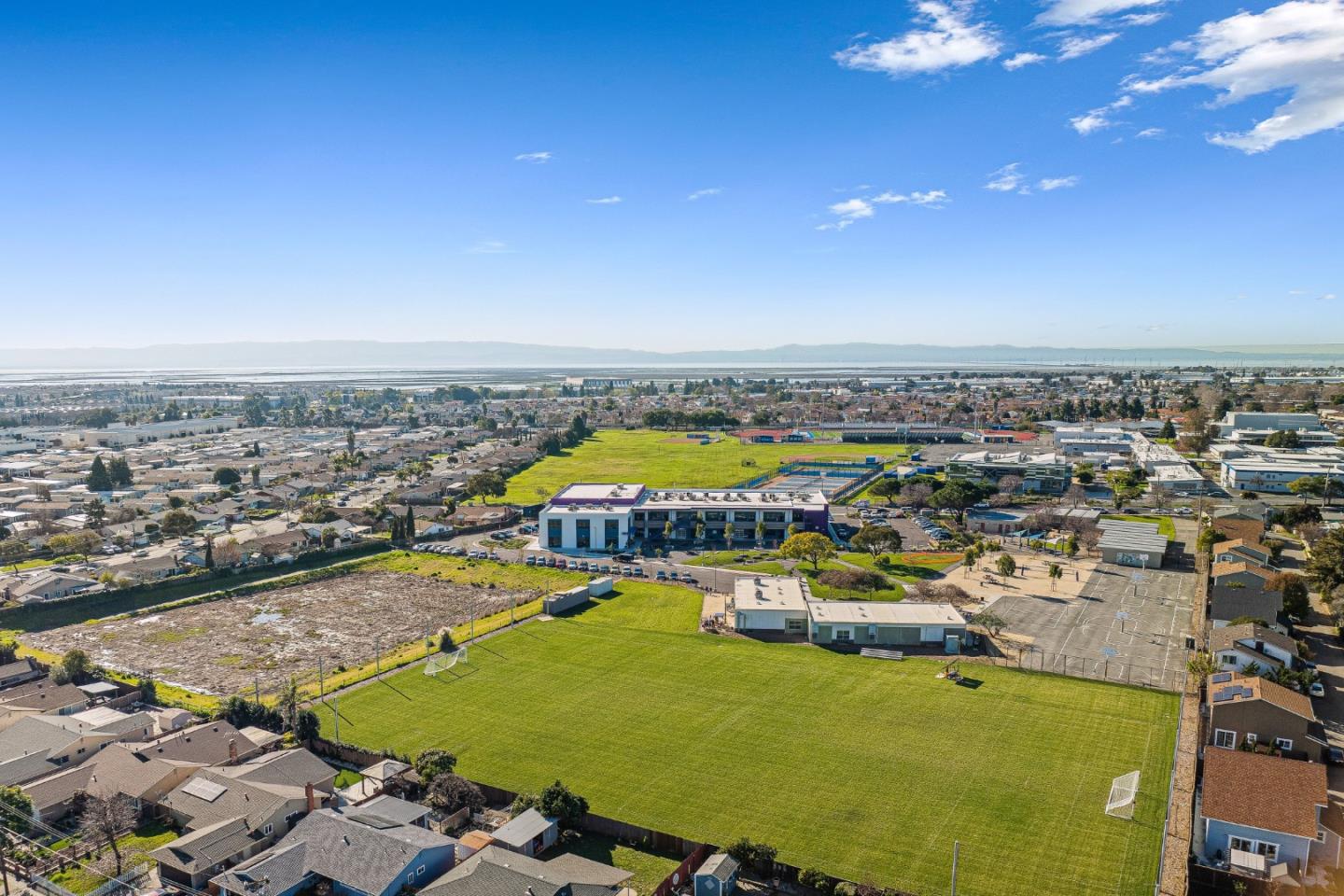 Detail Gallery Image 33 of 43 For 2083 Everglade St, Hayward,  CA 94545 - 3 Beds | 2 Baths