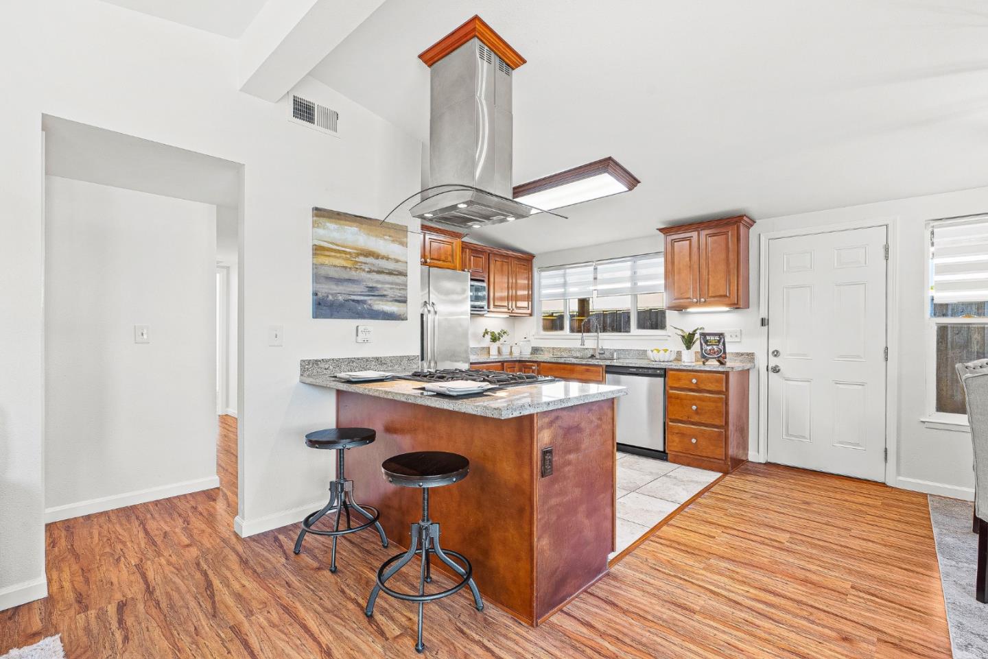 Detail Gallery Image 9 of 43 For 2083 Everglade St, Hayward,  CA 94545 - 3 Beds | 2 Baths