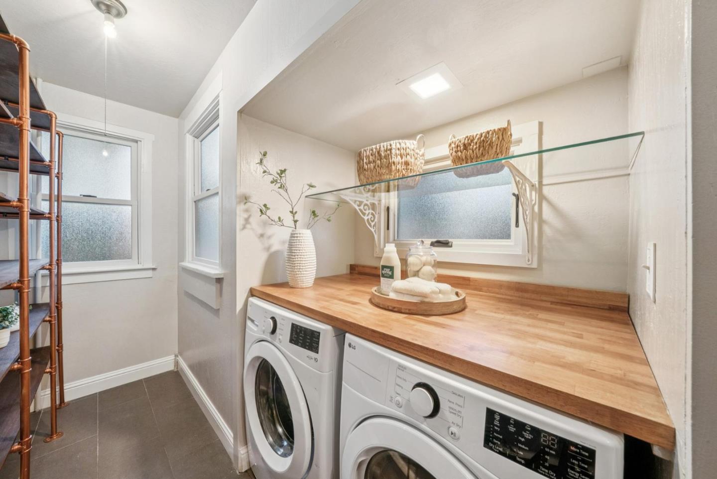 Detail Gallery Image 17 of 27 For 1197 Willow St, San Jose,  CA 95125 - 4 Beds | 1/1 Baths