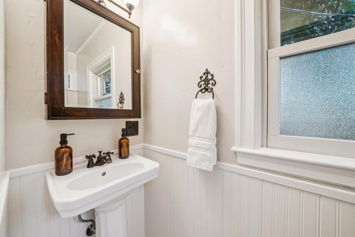 Detail Gallery Image 18 of 27 For 1197 Willow St, San Jose,  CA 95125 - 4 Beds | 1/1 Baths