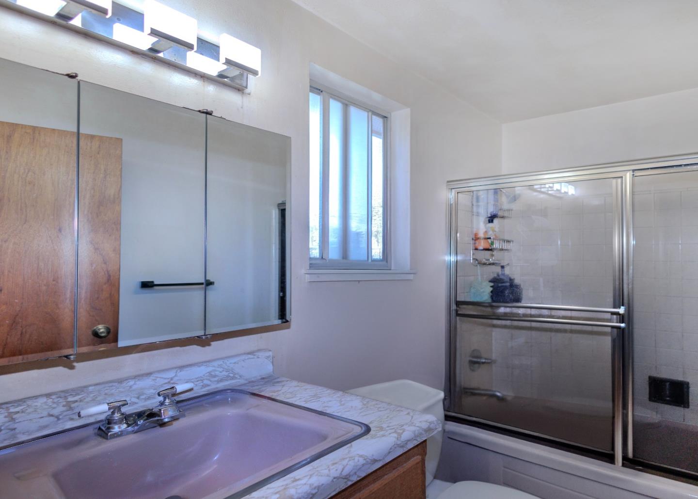 Detail Gallery Image 19 of 39 For 693 San Bruno Ave, Brisbane,  CA 94005 - – Beds | – Baths