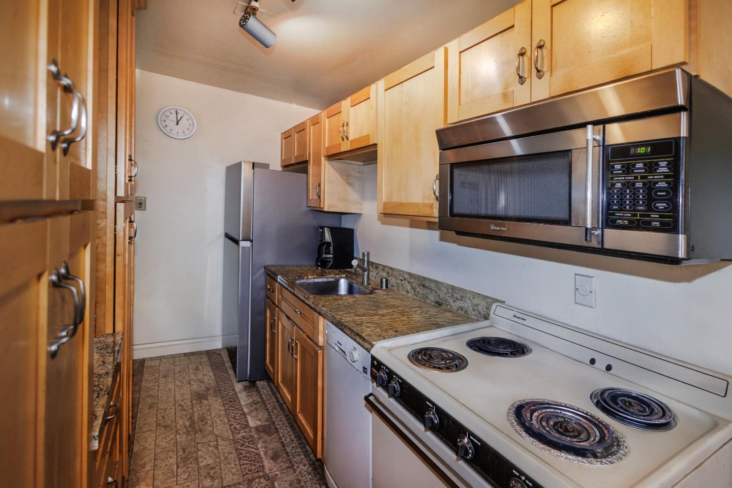 Detail Gallery Image 30 of 39 For 693 San Bruno Ave, Brisbane,  CA 94005 - – Beds | – Baths