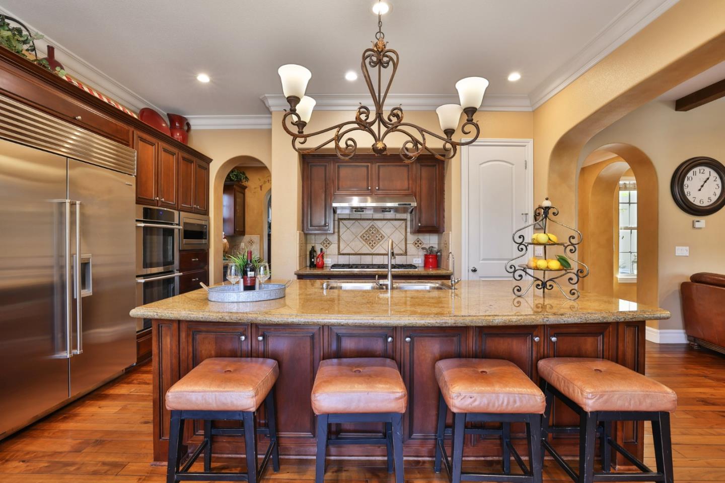 Detail Gallery Image 14 of 60 For 1105 Grimley Ln, San Jose,  CA 95120 - 6 Beds | 4/1 Baths