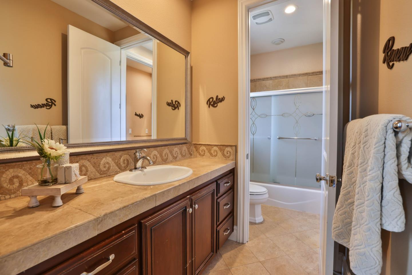 Detail Gallery Image 25 of 60 For 1105 Grimley Ln, San Jose,  CA 95120 - 6 Beds | 4/1 Baths