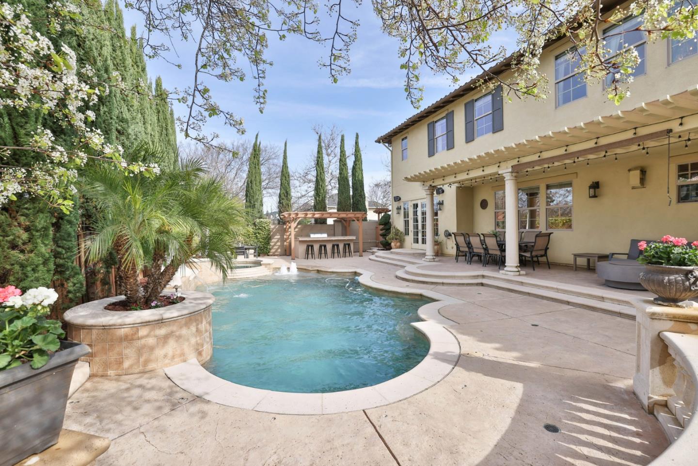 Detail Gallery Image 43 of 60 For 1105 Grimley Ln, San Jose,  CA 95120 - 6 Beds | 4/1 Baths