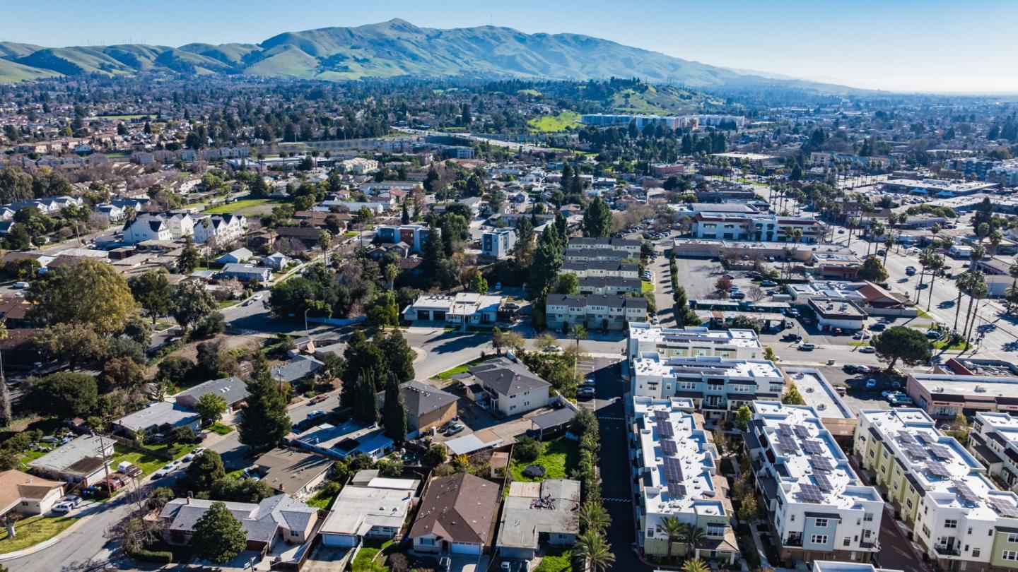 Detail Gallery Image 12 of 26 For 40775 Max Dr, Fremont,  CA 94538 - – Beds | – Baths