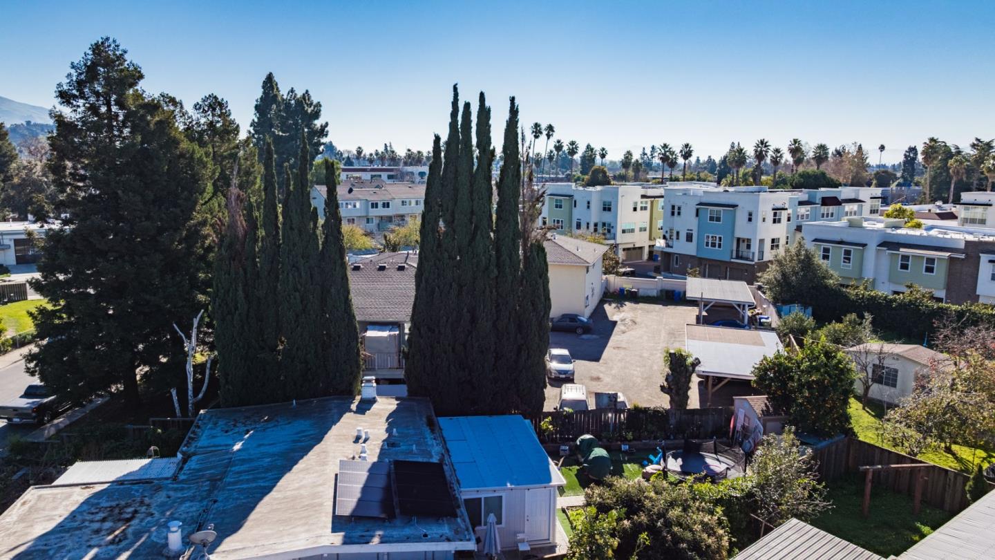 Detail Gallery Image 2 of 26 For 40775 Max Dr, Fremont,  CA 94538 - – Beds | – Baths