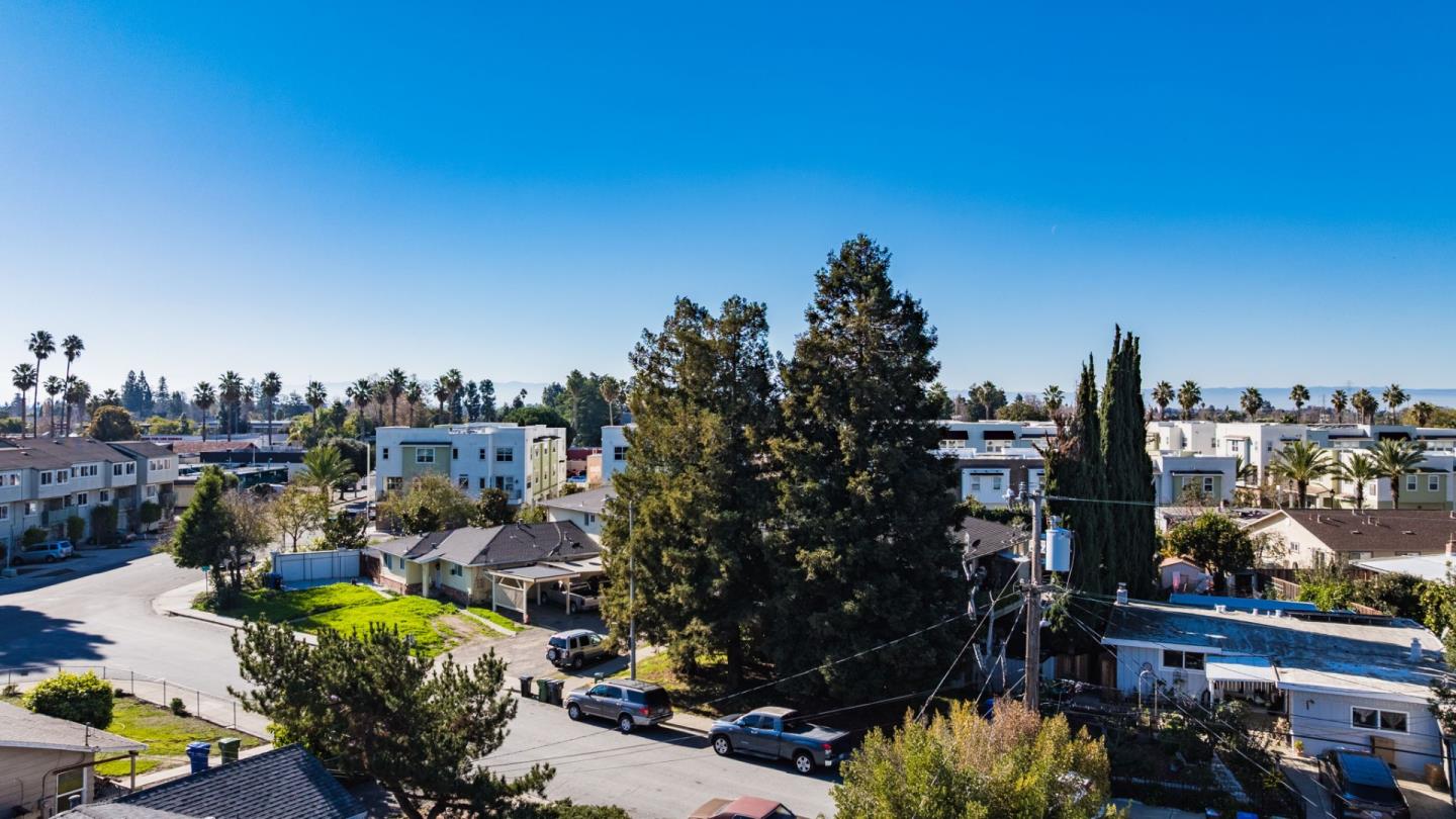 Detail Gallery Image 7 of 26 For 40775 Max Dr, Fremont,  CA 94538 - – Beds | – Baths