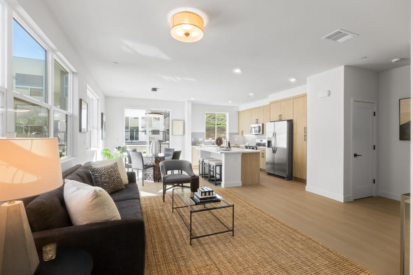 Front Image Thumbnail for ML82031817