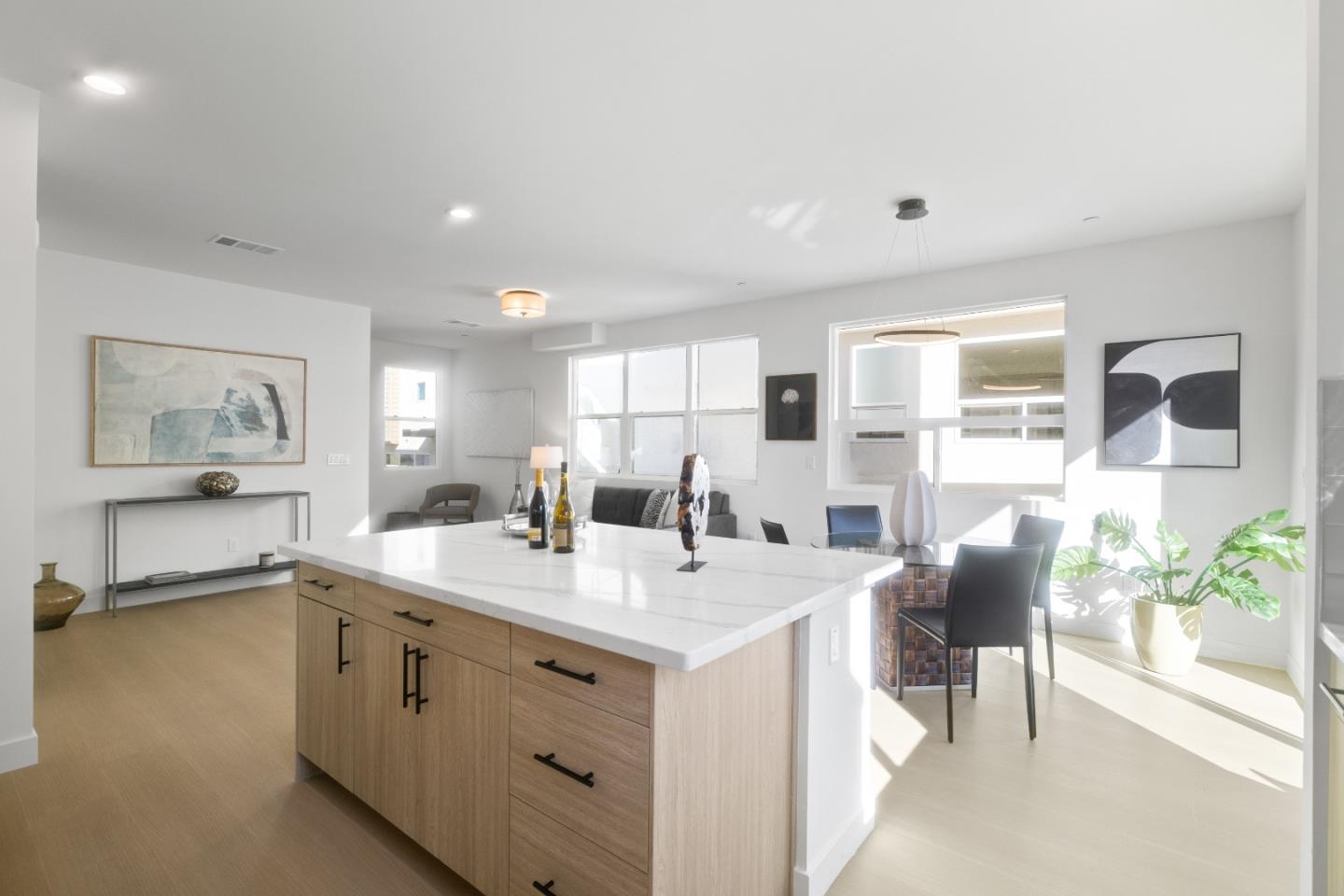 Detail Gallery Image 15 of 28 For 837 Fassler #837,  Pacifica,  CA 94044 - 3 Beds | 3/1 Baths