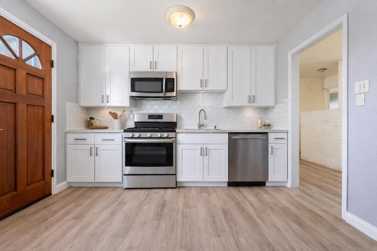 Detail Gallery Image 7 of 23 For 1376 Suffolk Dr, San Jose,  CA 95127 - 3 Beds | 1 Baths