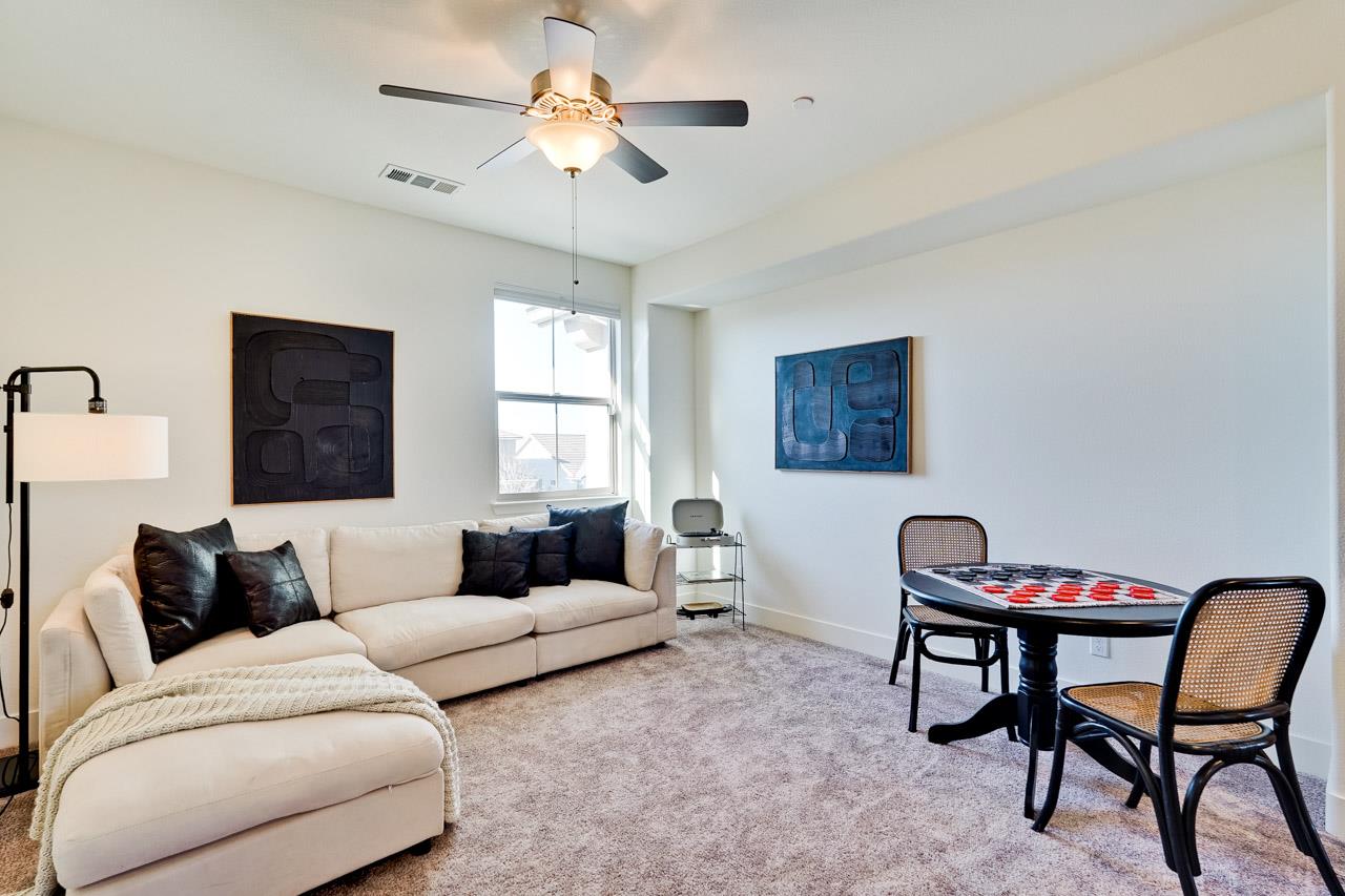 Detail Gallery Image 18 of 32 For 1495 Wildrye Ct, Hollister,  CA 95023 - 4 Beds | 3 Baths