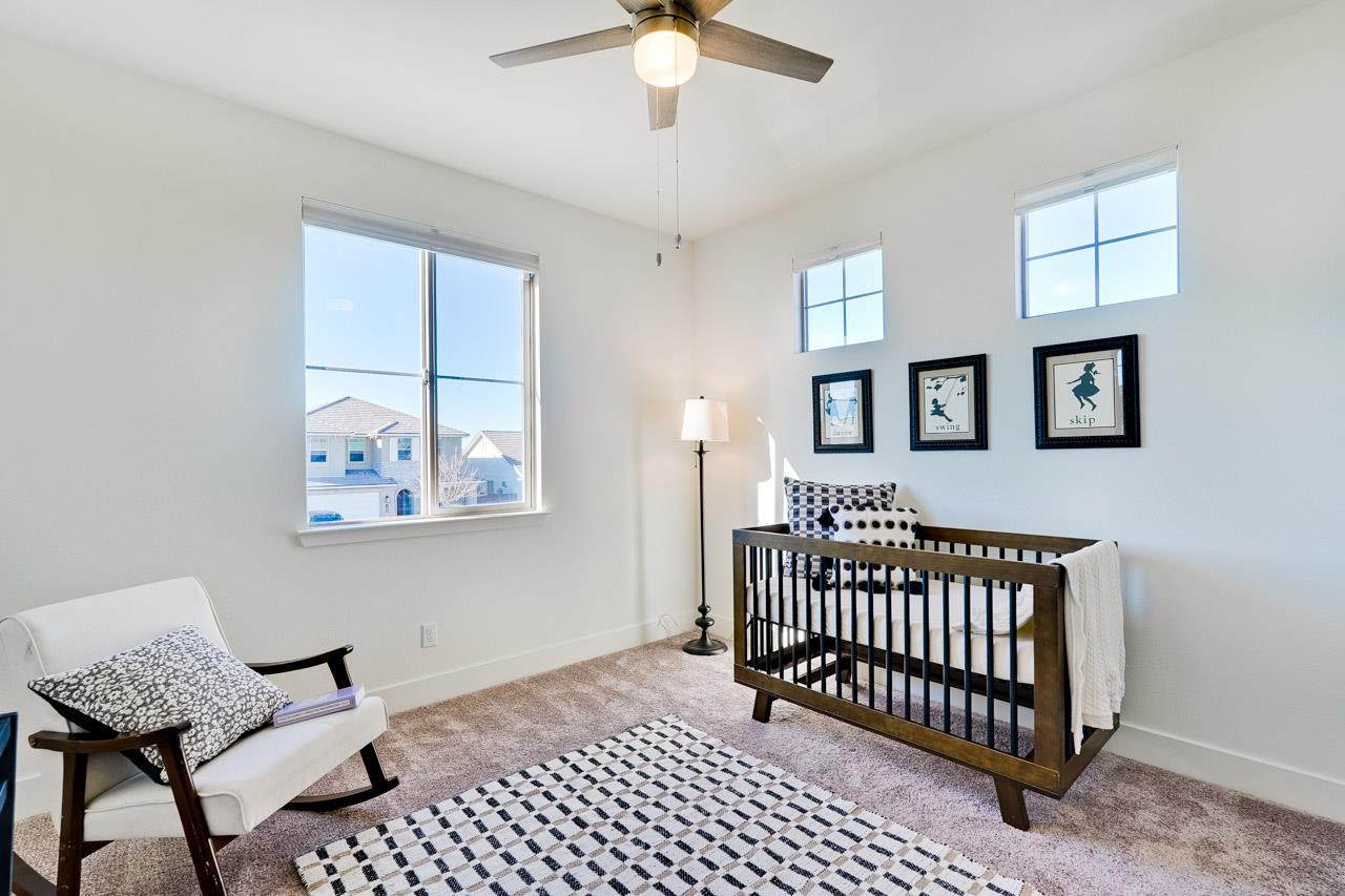 Detail Gallery Image 22 of 32 For 1495 Wildrye Ct, Hollister,  CA 95023 - 4 Beds | 3 Baths