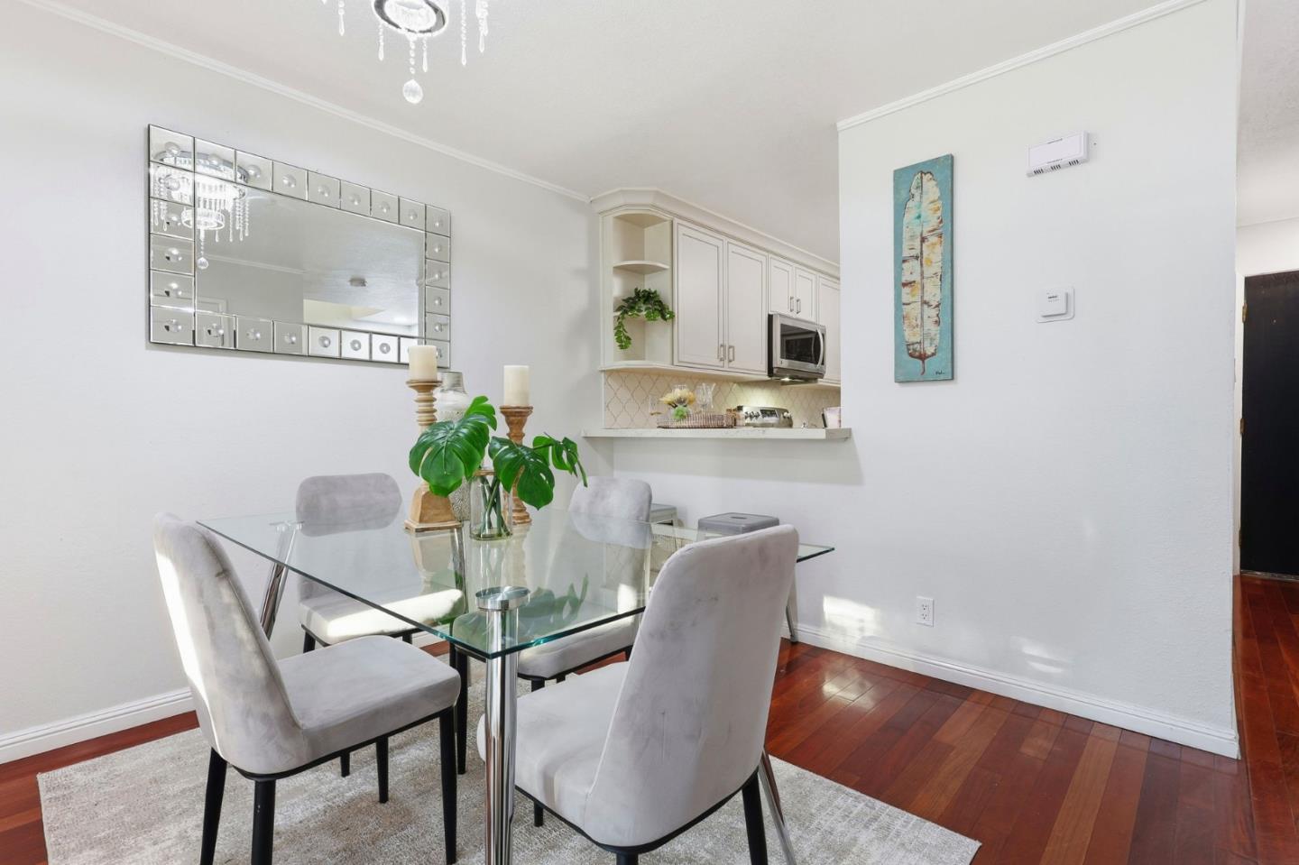 Detail Gallery Image 11 of 28 For 768 Stonegate Dr, South San Francisco,  CA 94080 - 2 Beds | 1/1 Baths